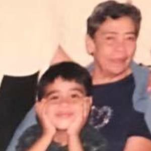 Meet your Posher, Omar